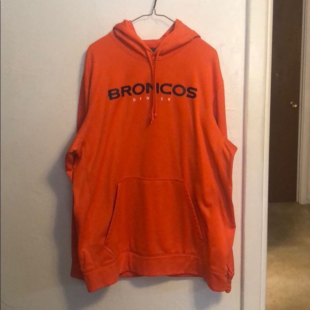 XL men’s Denver Broncos Sweatshirt Nike thermafit